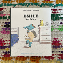 Lade das Bild in den Galerie-Viewer, Emile fait la fête
