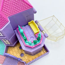 Lade das Bild in den Galerie-Viewer, Magical mansion  - villa polly pocket
